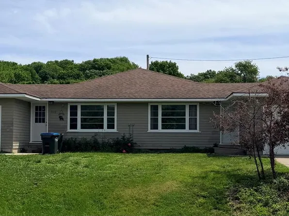 700-702 Miller Dr, Fort Dodge, IA 50501