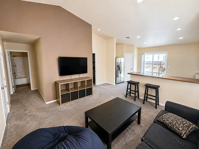 9204 W Lillywood Dr — Photo 4