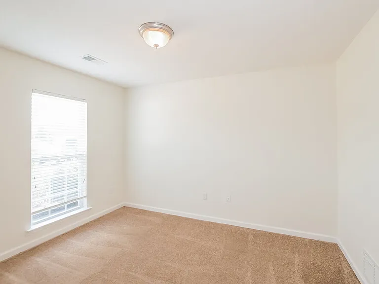2227 Linda Shore Dr — Photo 13