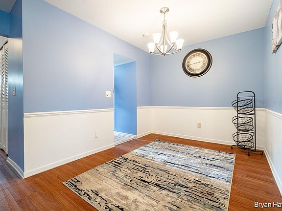 5th image of 1457 N Saxony Dr SE #14