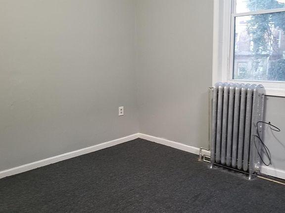 3rd image of 7020 Woodland Ave Floor 3