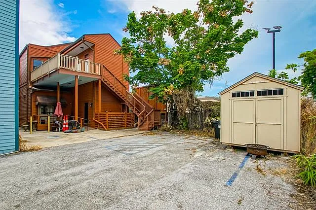 1716 Saint Charles Ave #A — Photo 23