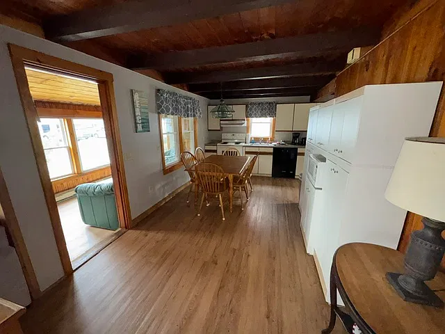 1 bed, 729 sqft, $1,200 — Photo 2