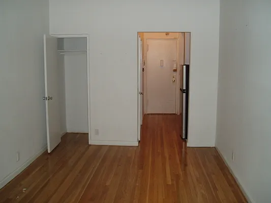 Rented by JK Dansar Corp | media 16