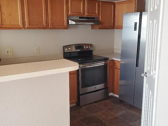 5th image of 1808 E 66th Pl Unit D205