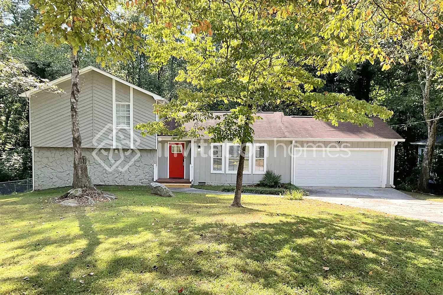 488 Pineburr Ln Stone Mountain, GA 30087 — Photo 1