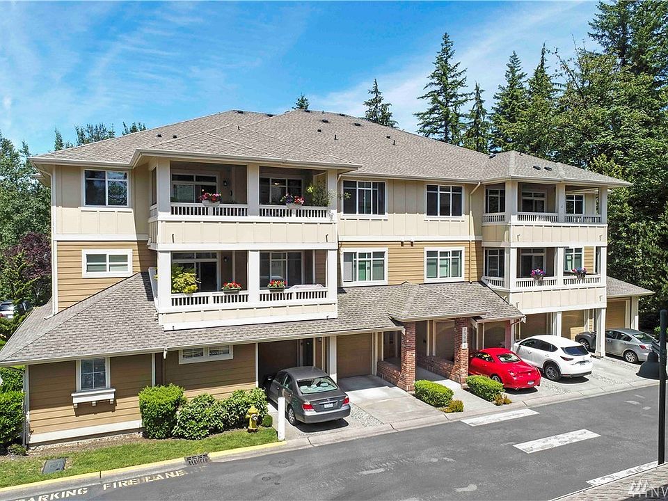 1st image of 23948 NE 115th Ln #303