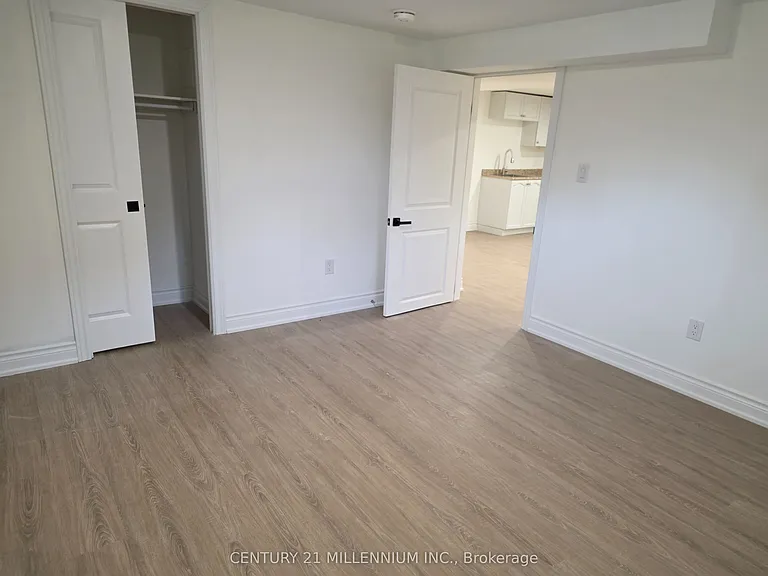 32 Stewart Ave #BASEMENT — Photo 17