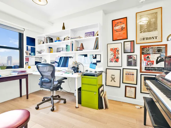 268 East Broadway image 23 of 38