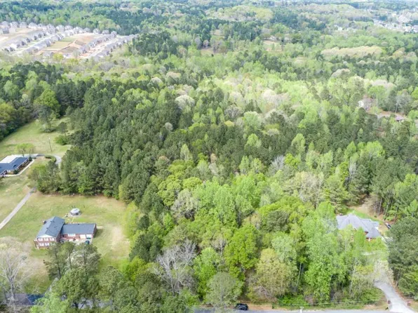 3607 Masters Rd, Ellenwood, GA 30294