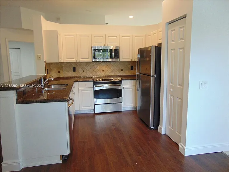 624 Vista Meadows Dr — Photo 2