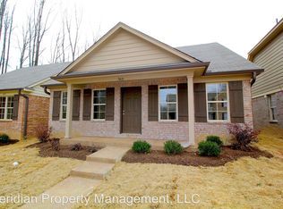 7411 Crayton Ridge Cv, San Marcos, TN 38018