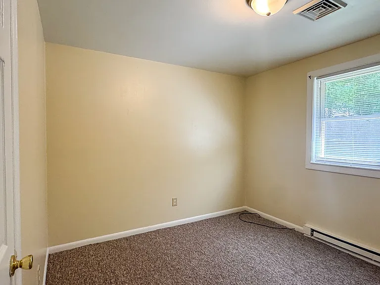 708 Crestline Blvd — Photo 11