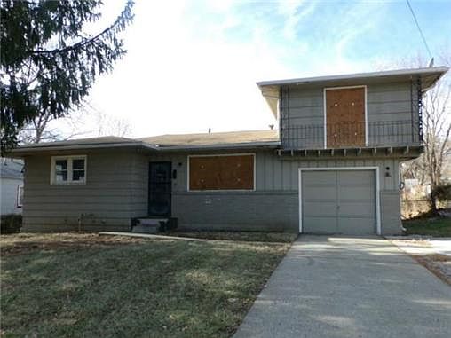 1st image of 2732 N 34th St