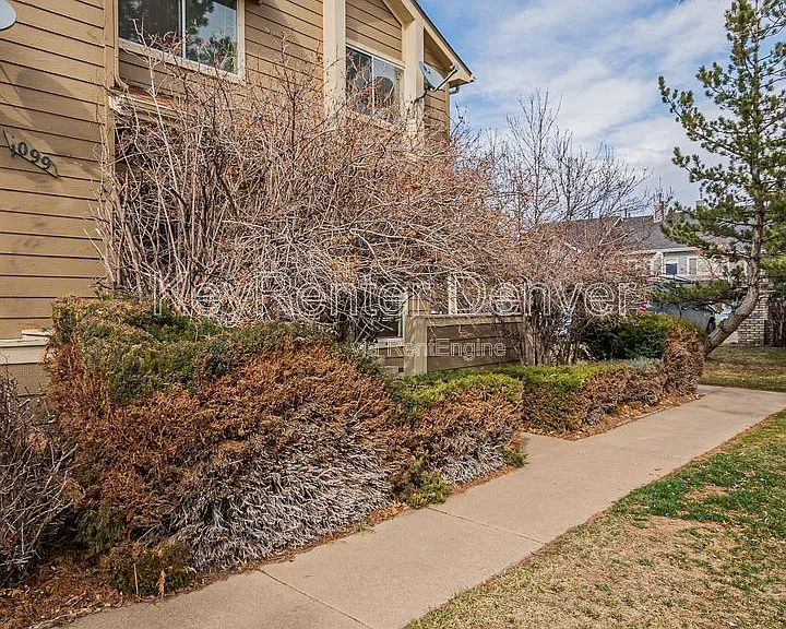 1099 S Walden Way #101 — Photo 49