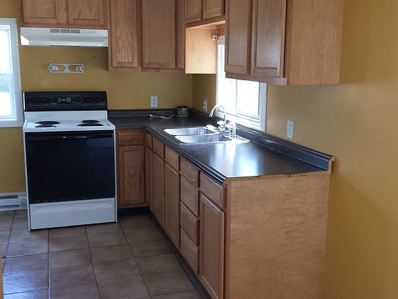 5th image of 2403 NW 15th St