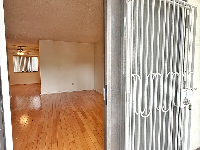 1111 South St #B — Photo 3