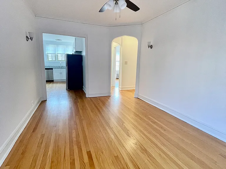 1637 W Fargo Ave #3A — Photo 7