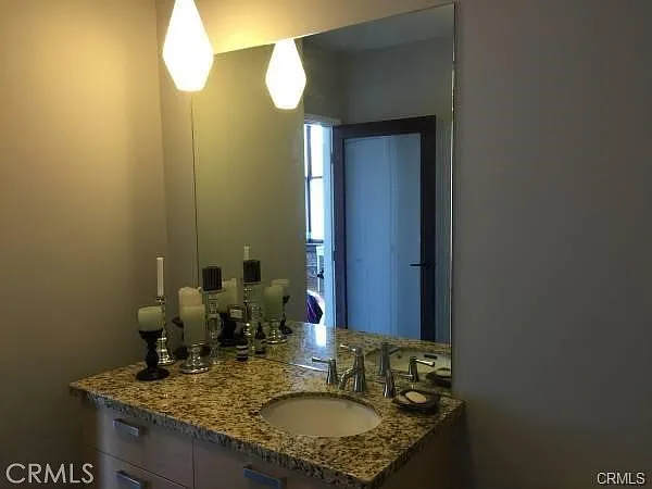 460 S Spring St #1303 — Photo 16