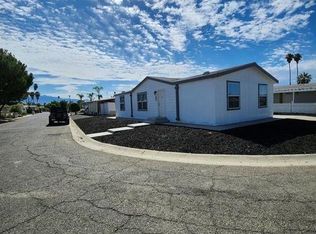250 San Carlos Dr, Hemet, CA 92543