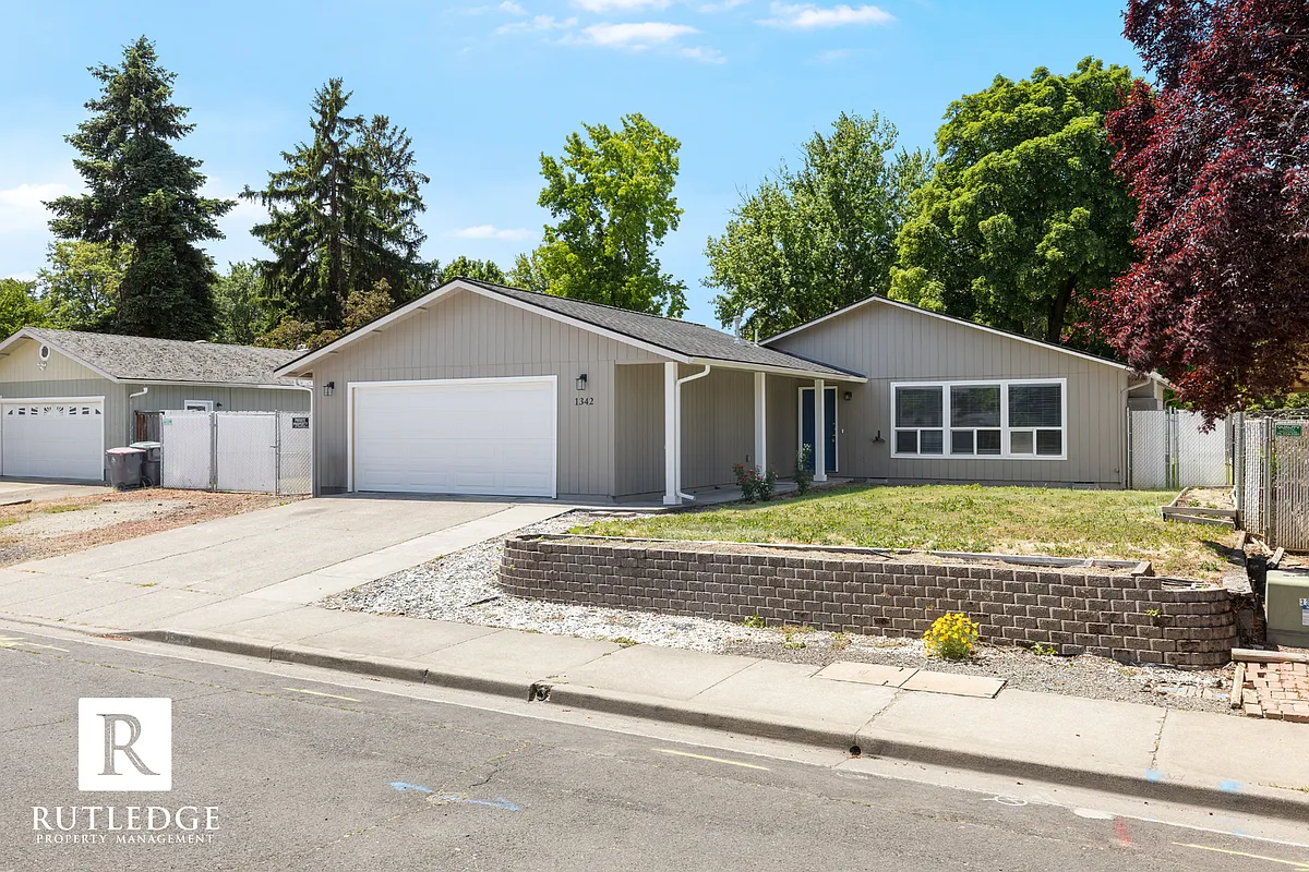 Building Photo - 1342 Sequoia Cir