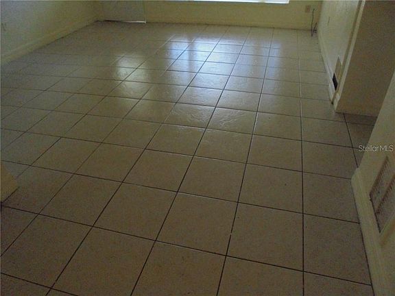 4th image of 60 Griggs Ave