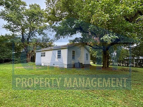 2nd image of 330 Orlando Dr NE