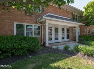 96 East Ave APT 33, Atlantic Highlands, NJ 07716