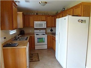 5th image of 1520 Thoroughbred Blvd