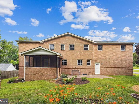 2nd image of 11814 Rivershore Dr