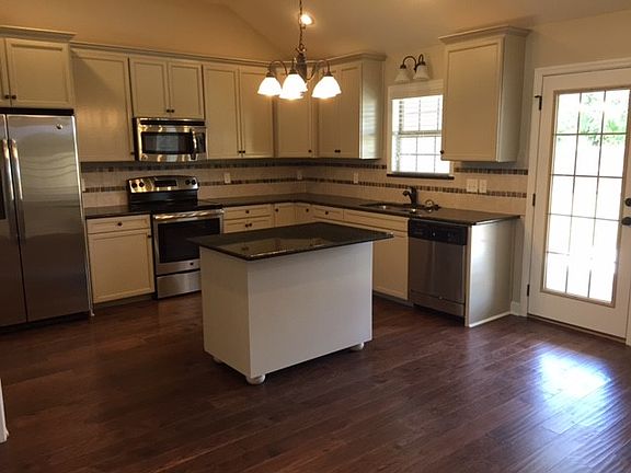 4th image of 874 Water Cress Way
