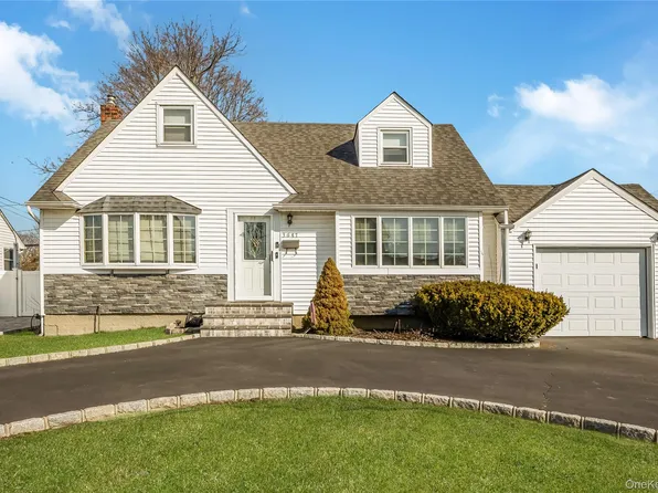 3647 Bernard Drive, Wantagh, NY 11793