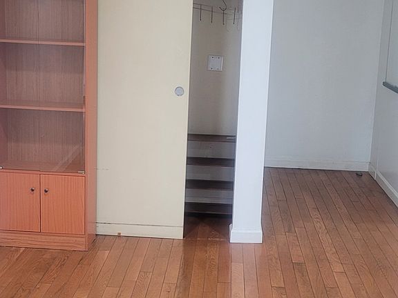 4th image of 766 41st St #3D