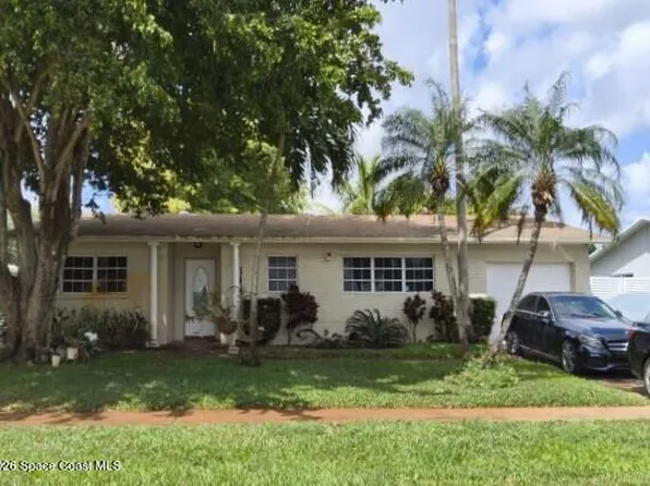 2100 NW 105th Ter, Pembroke Pines, FL 33026