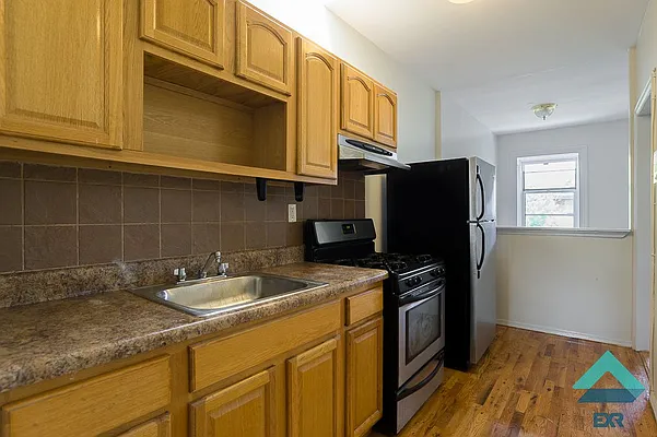 Rented by EXR | media 16