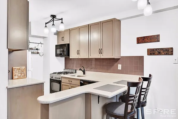 Sold by Spire Group | media 9