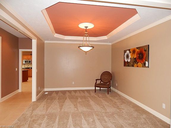5th image of 4174 Maidstone Ln