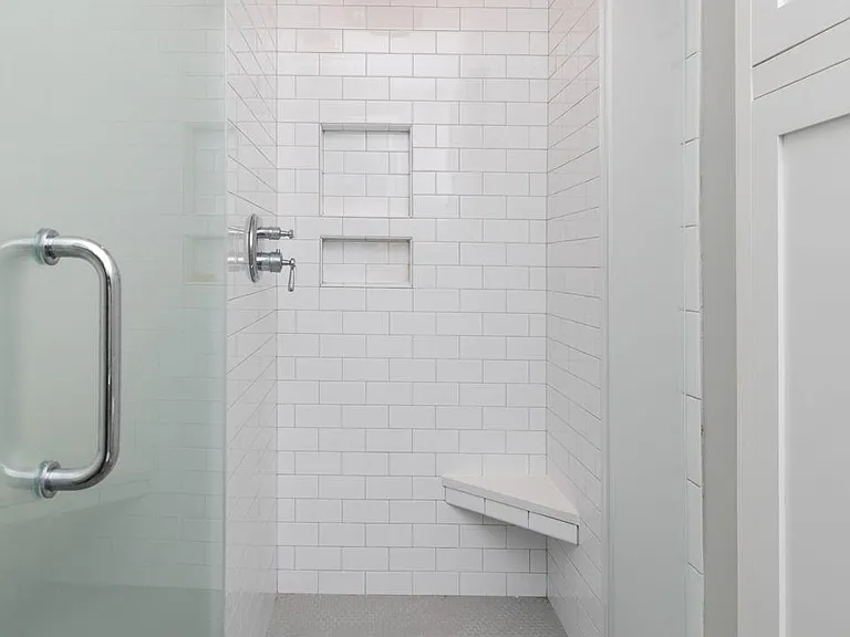 2262 Ion Ave — Photo 35