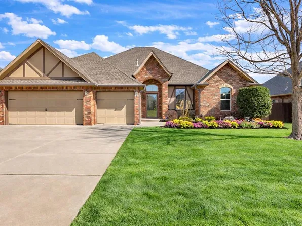 508 Old Home Pl, Yukon, OK 73099