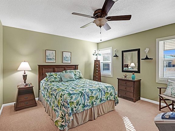 4th image of 860 SE 6TH Avenue #410