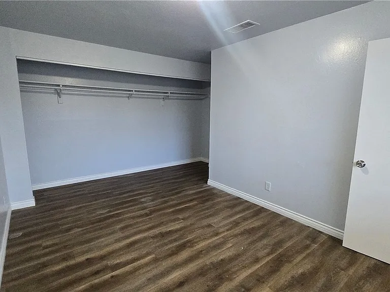 716 N 11th St #2 — Photo 10