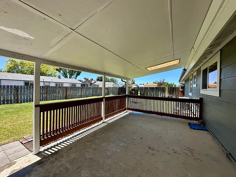 4738 Sturdivant Ave — Photo 7