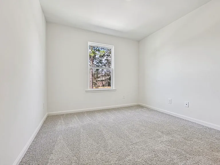 212 Parker Ln — Photo 21