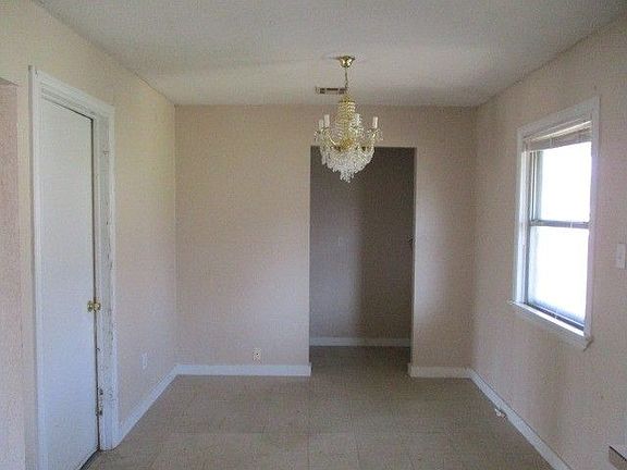 5th image of 2405 NW 13th St