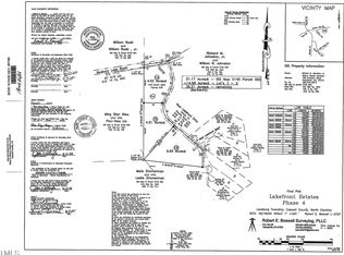 58 W Lakefront Dr #14, Leasburg, NC 27291