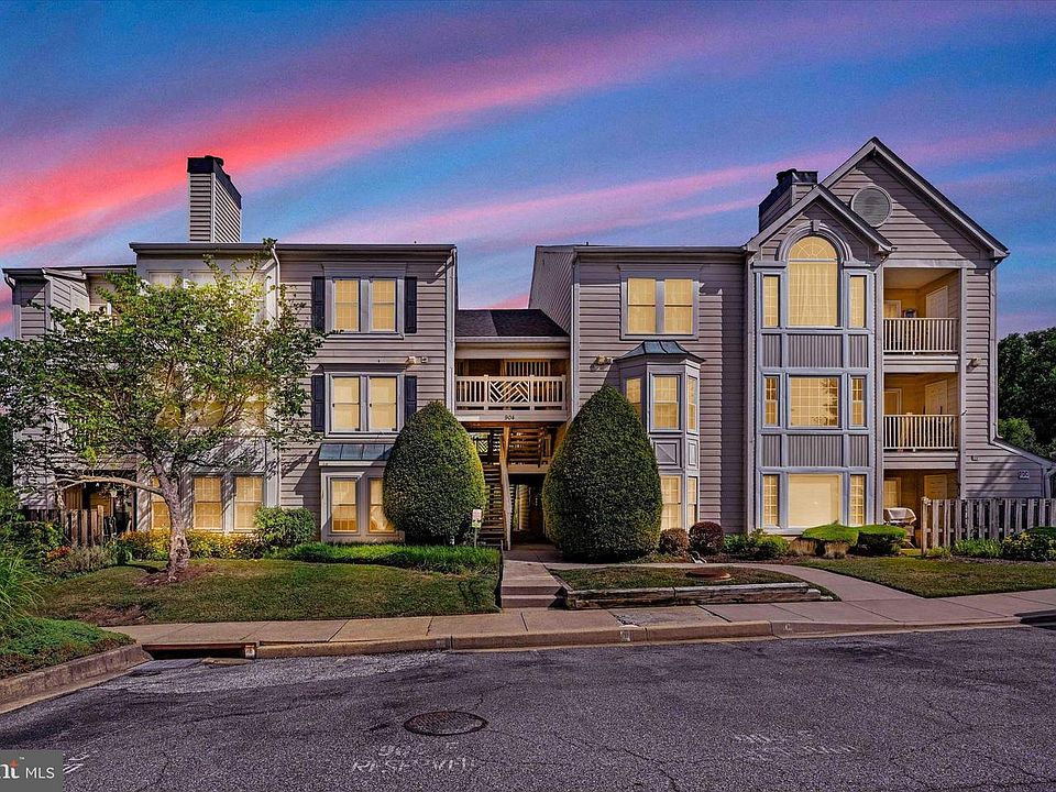 1st image of 904 Martell Ct #904-J