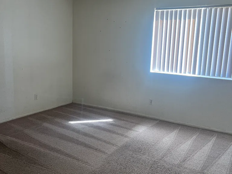 3810 N Maryvale Pkwy #1023 — Photo 5