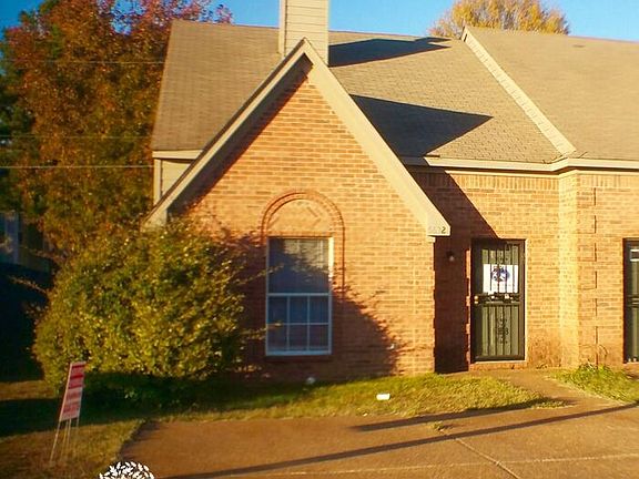 2nd image of 6832 Meadow Chase Ln
