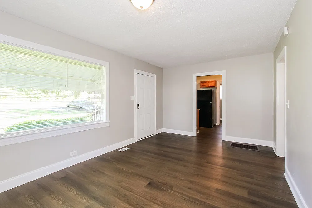 2 bed, 1.0 bath, 776 sqft, $940 — Photo 4