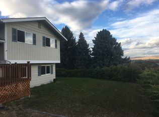 410 Hillcrest Dr, Selah, WA 98942
